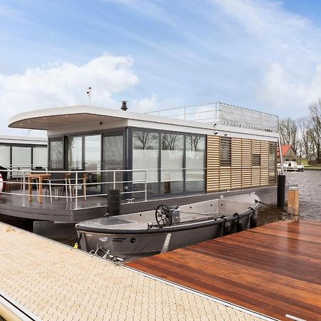 Welcome In - Houseboat 'Elysium' Met Eigen Aanlegsteiger Sneek - Offingawier Ngoại thất bức ảnh
